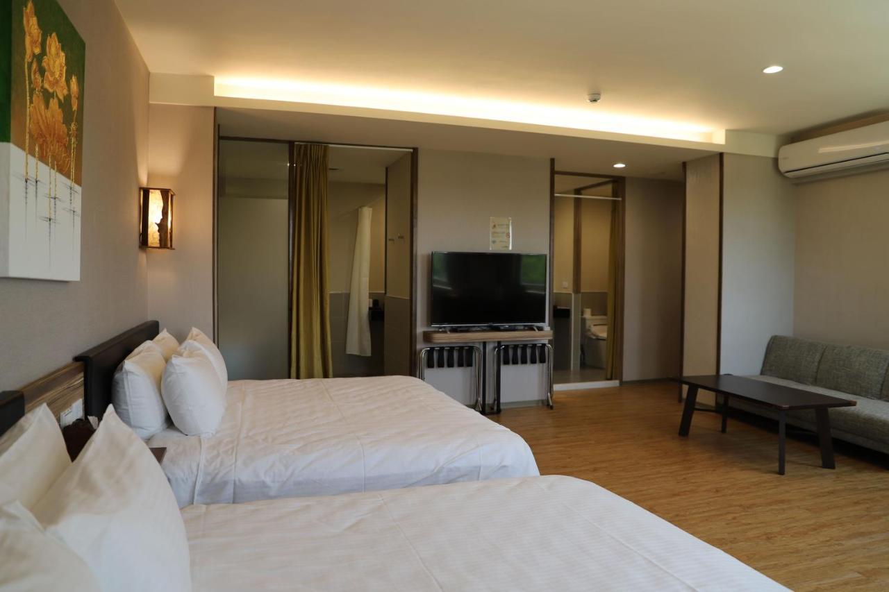 ไท่หนาน จูลี่ การ์เดน Hotel อันผิง ภายนอก รูปภาพ