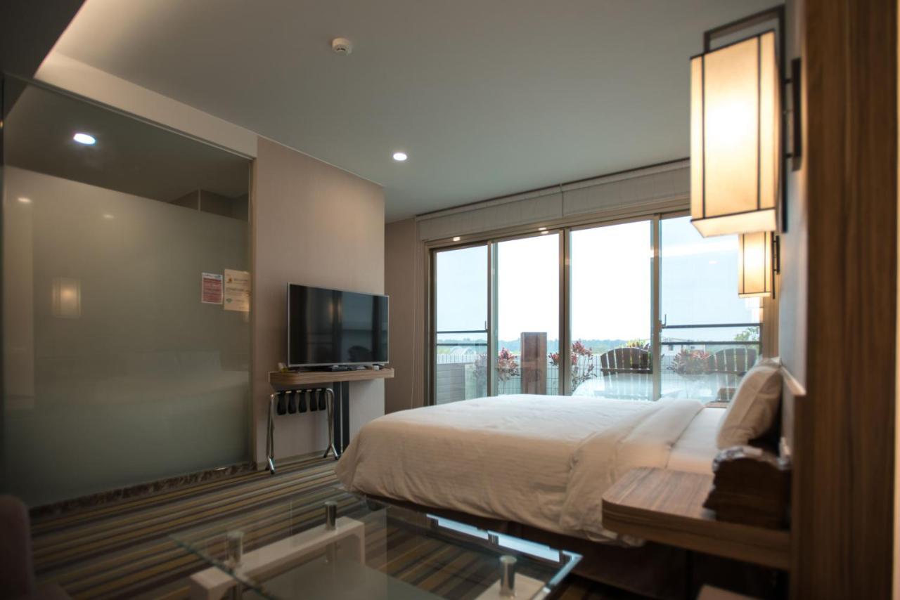 ไท่หนาน จูลี่ การ์เดน Hotel อันผิง ภายนอก รูปภาพ