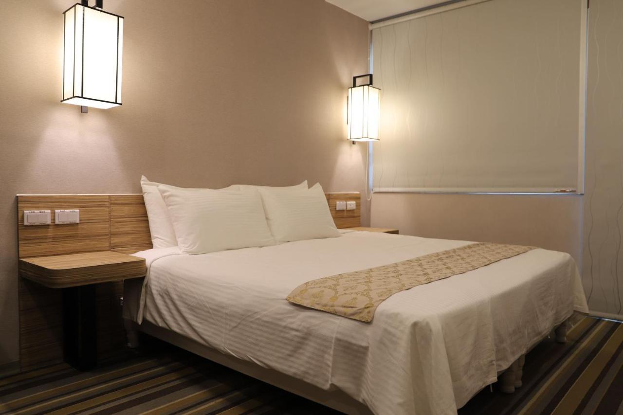 ไท่หนาน จูลี่ การ์เดน Hotel อันผิง ภายนอก รูปภาพ
