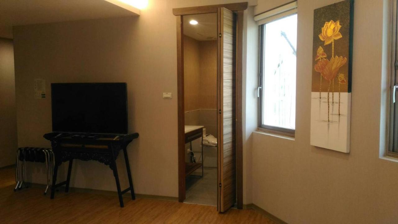 ไท่หนาน จูลี่ การ์เดน Hotel อันผิง ภายนอก รูปภาพ
