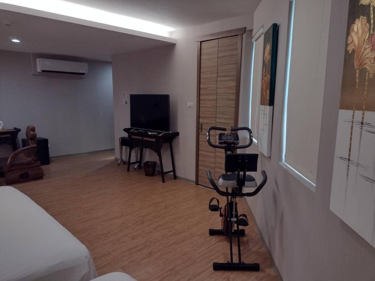 ไท่หนาน จูลี่ การ์เดน Hotel อันผิง ภายนอก รูปภาพ