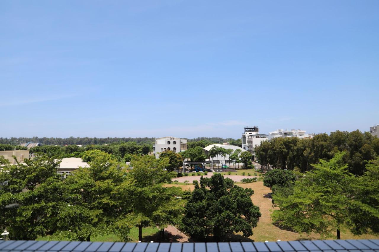 ไท่หนาน จูลี่ การ์เดน Hotel อันผิง ภายนอก รูปภาพ