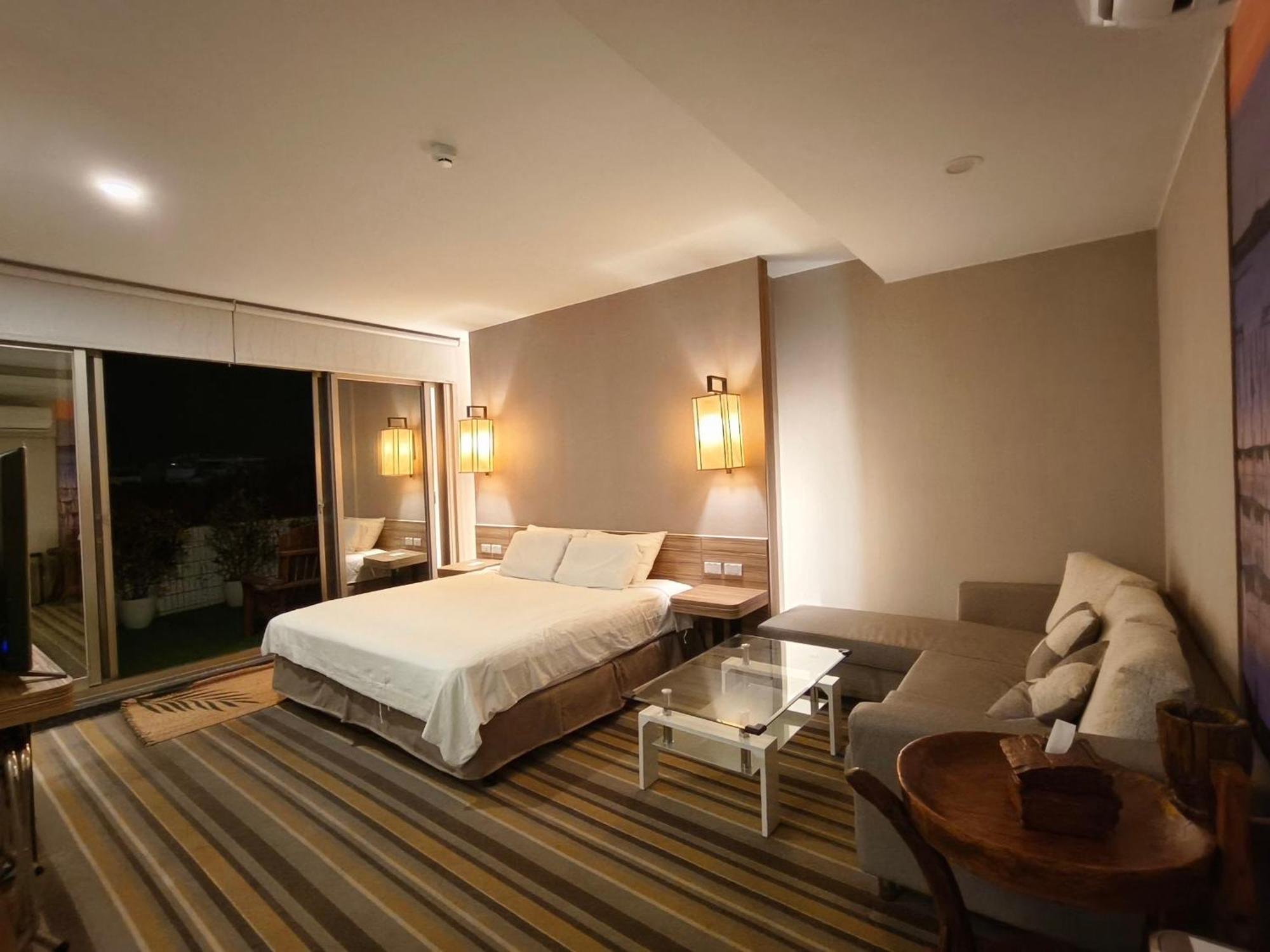 ไท่หนาน จูลี่ การ์เดน Hotel อันผิง ภายนอก รูปภาพ