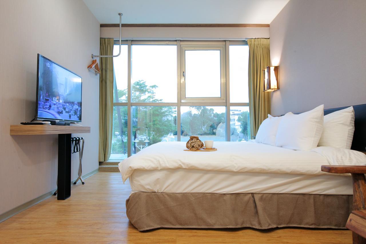 ไท่หนาน จูลี่ การ์เดน Hotel อันผิง ภายนอก รูปภาพ